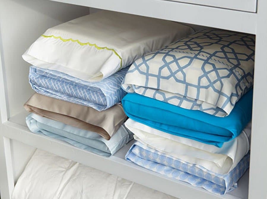 Как правильно стирать постельное белье так, чтобы оно не линяло?